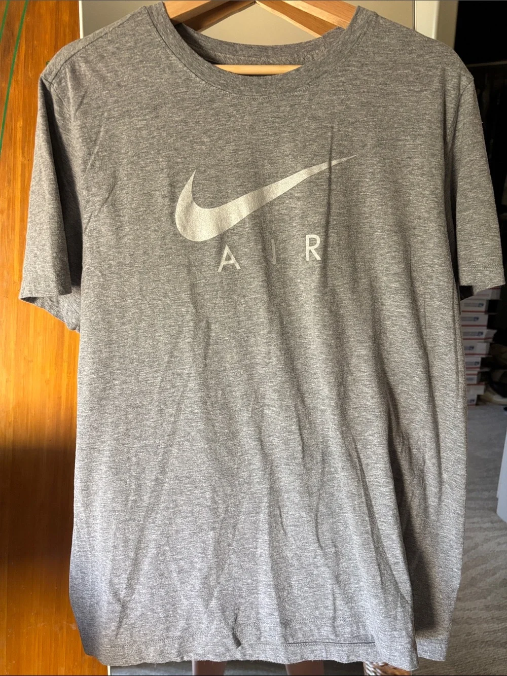 Nike Gray 'AIR' Logo Short Sleeve Tee Large excellent